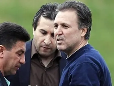 زرینچه: داور شیرازه استقلال را از هم پاشید / نقطه ضعف ما خط دفاع است / پنالتی مشکوک بود