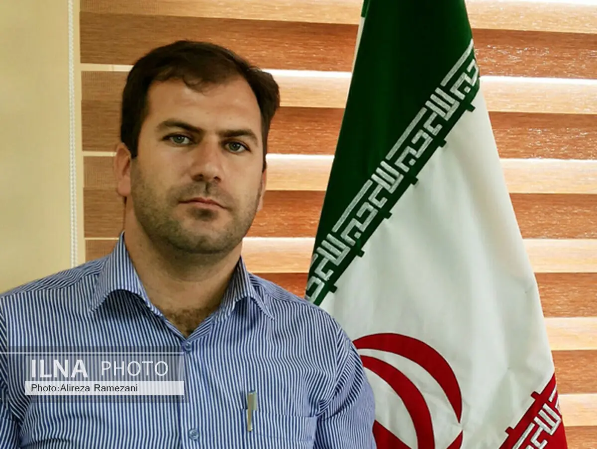 تعداد زیادی از خانه‌های اجاره‌ای متعلق به روستاییان و عشایر است