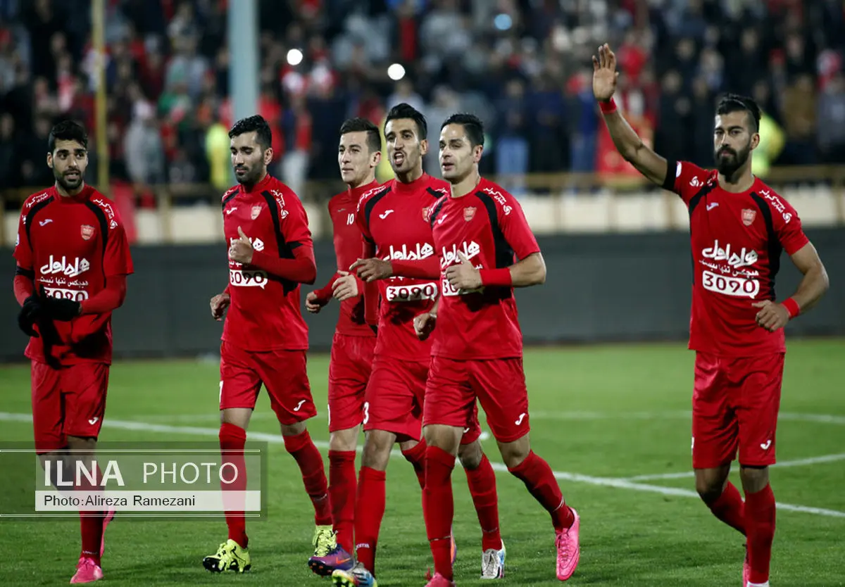 بازی پرسپولیس با پدیده یک روز عقب افتاد