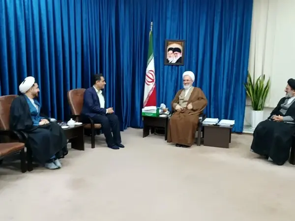 رایزن جدید فرهنگی ایران در قاهره با مدیر حوزه علمیه دیدار کرد