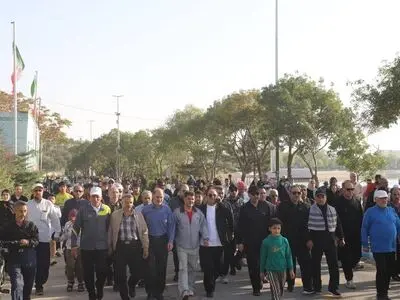 همایش پیاده‌روی خانواده در اردبیل به یاد حماسه‌سازان دفاع مقدس