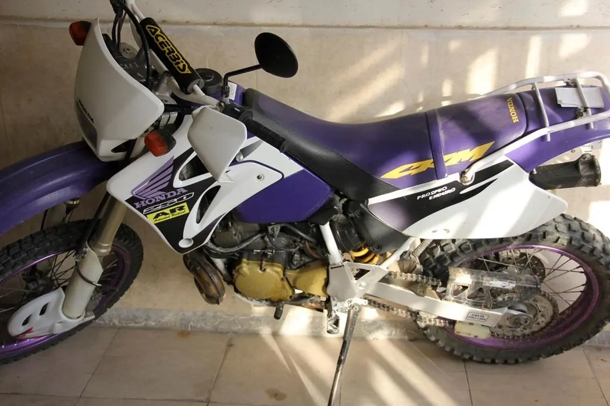 موتورسیکلت ۲۰ میلیاردی قاچاق توقیف شد

