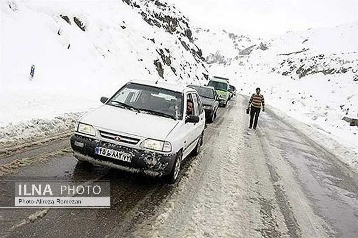 آسمان 8 استان کشور برفی است/ترافیک نیمه سنگین در محورهای هراز و چالوس 