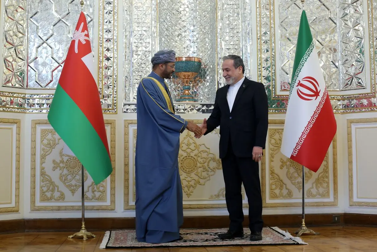 Iranian, Omani foreign ministers meet in Tehran