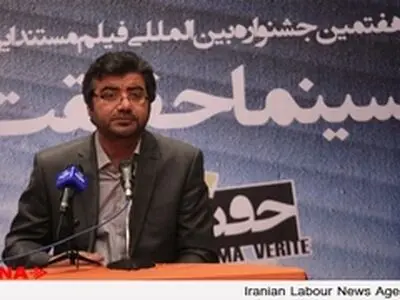 مدیر فرهنگی نباید گلوی فیلمساز را فشار دهد