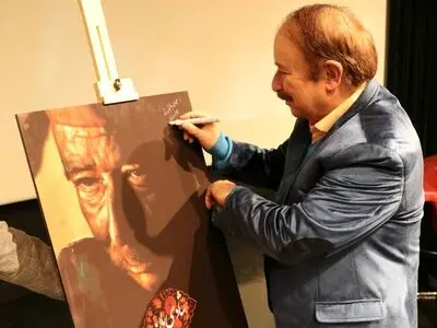 قدردانی شبکه مستند از یک عمر فعالیت هنری جواد انصافی/ بازیگری که برای شادی ایرانیان تلاش می‌کند