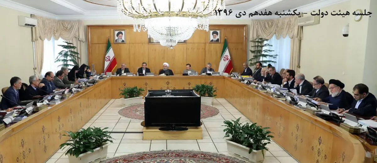 مصوبه تامین ارز ۴۲۰۰ تومانی کالاهای گروه یک ابلاغ شد