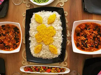 طرز تهیه خورشت خلال بادام