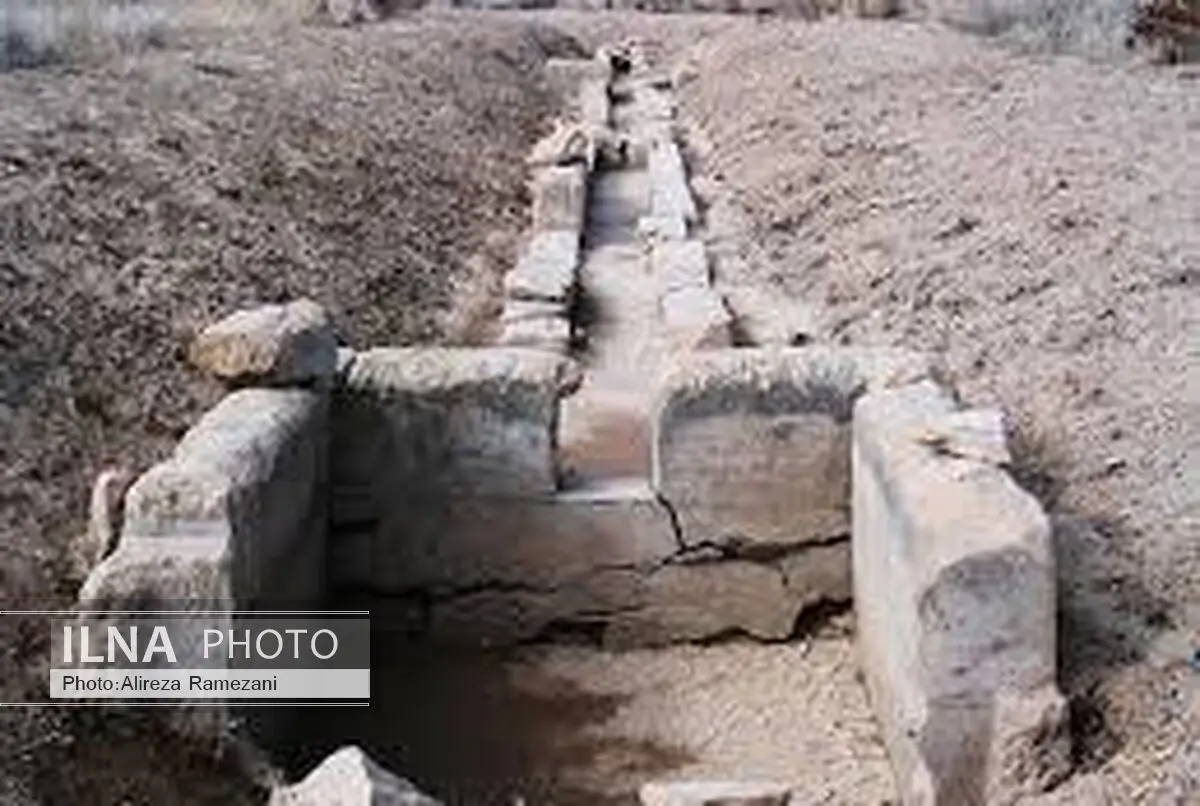 کشف و ساماندهی آبراهه‌های باغ پاسارگاد