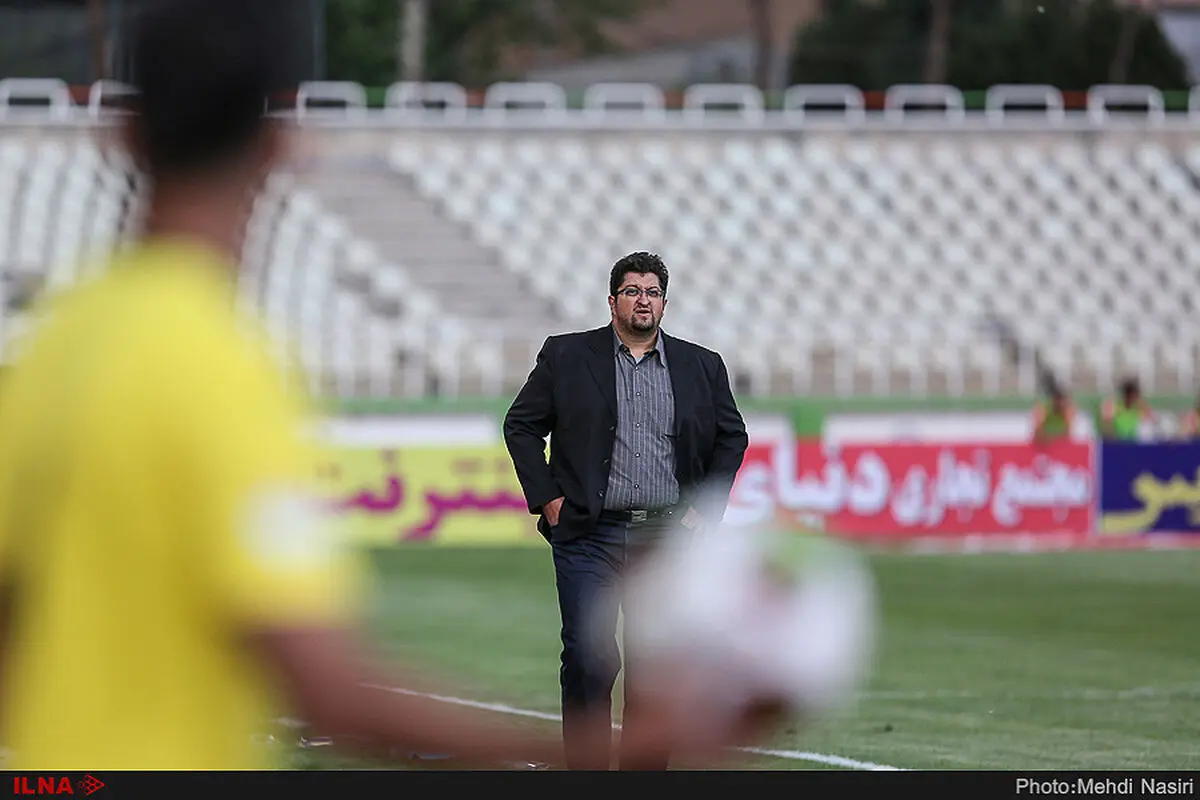 افاضلی: من جای کی روش باشم مقابل انگلیس با 5 مدافع بازی خواهم کرد(ویدیو)