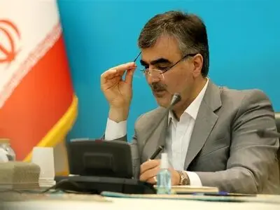 البنک المرکزي الایراني: سیاستنا الاستراتیجیة إزالة الدولرة في المعاملات التجاریة
