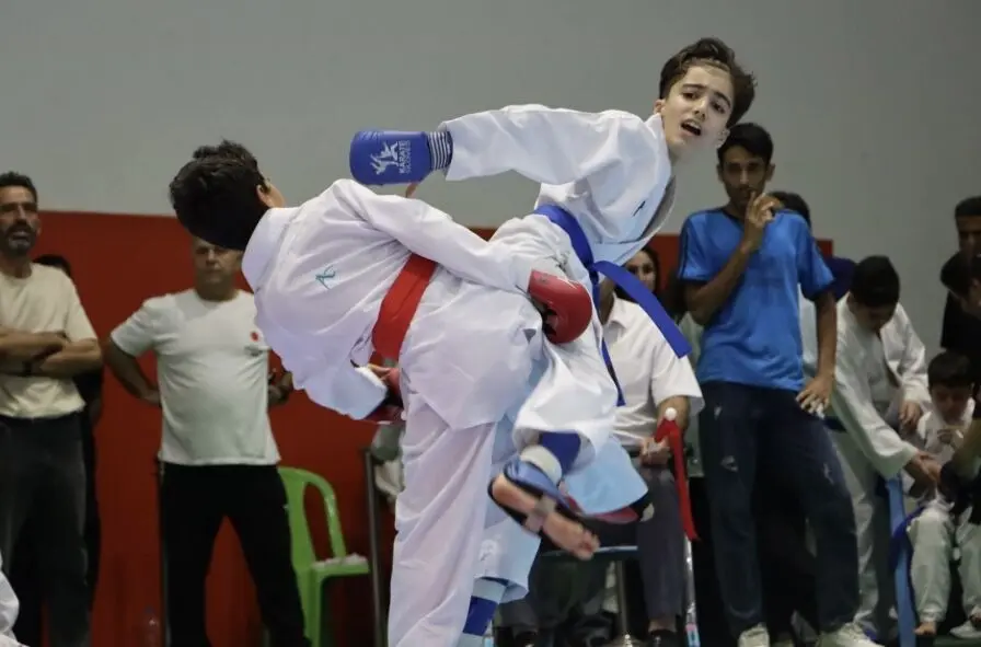 قهرمانی گیلان در مسابقات کاراته شوتوکان JKA کشور در منطقه آزاد انزلی
