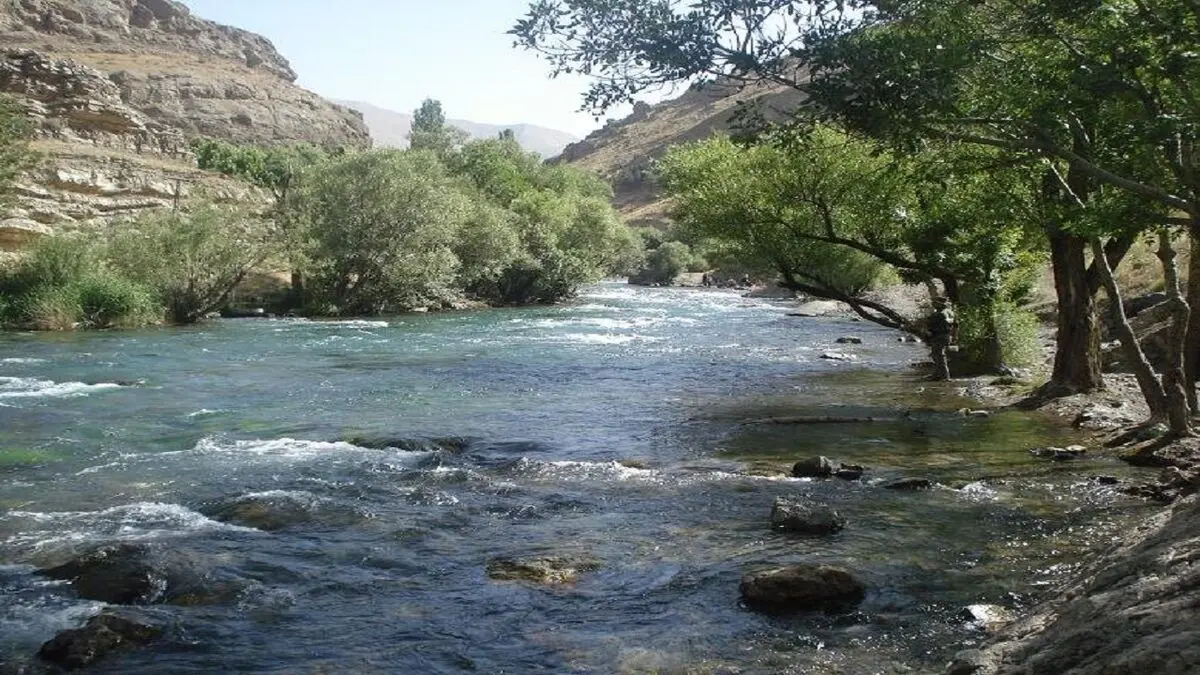 آزاد سازی 5.5 هکتار از بستر رودخانه‌های استان مرکزی در سال گذشته 
