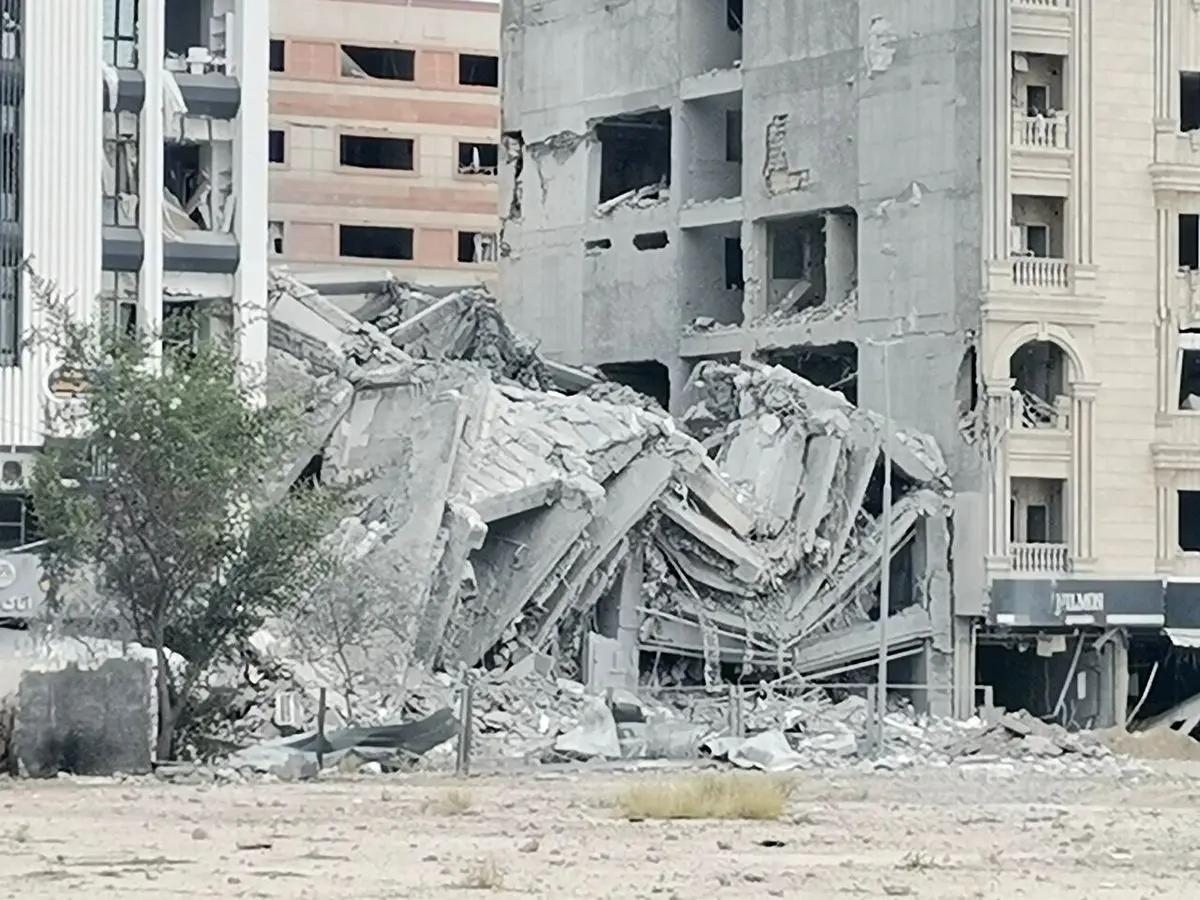 حمله هوایی به یک آپارتمان مسکونی بندرعباس؛ 3 نفر شهید و 7 نفر مجروح شدند