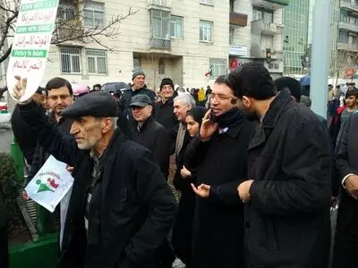 حضور وزیر صنعت، معدن و تجارت در راهپیمایی ۲۲ بهمن تهران