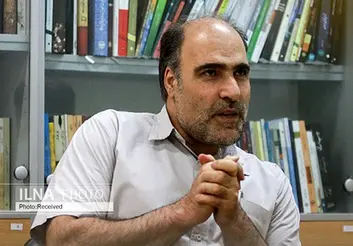 امام شیعی همان حکیم افلاطون نیست/ الاهیات تنزیهی در تشیع به الاهیات مظاهر بدل شده است