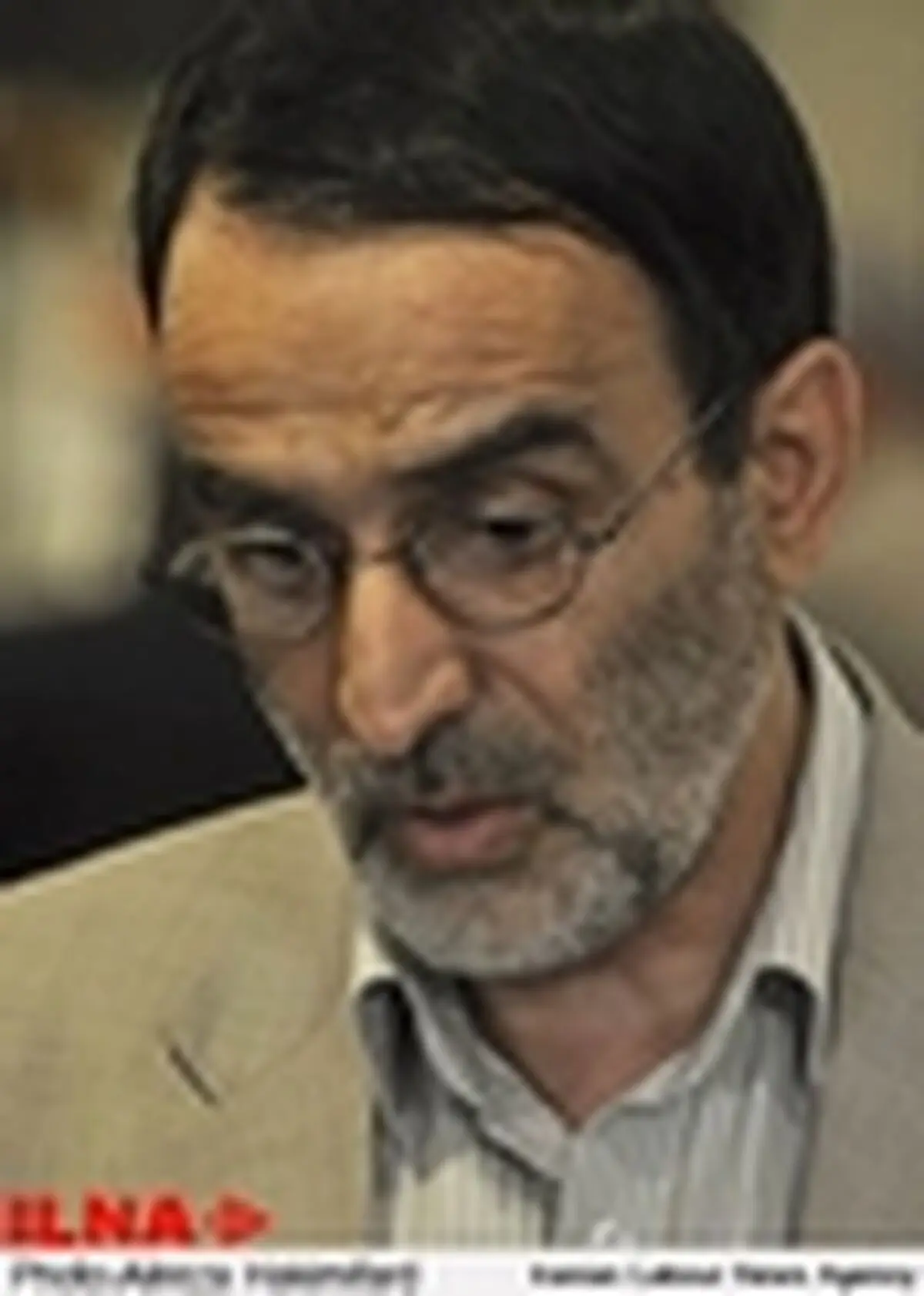قوءمجریه پا را از گلیم خود درازتر نکند