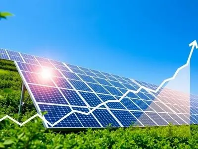 ضرورت حرکت به سمت توسعه انرژی‌های تجدیدپذیر /انرژی خورشیدی منجر به درآمدزایی خواهد شد