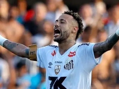 ویدئو: اشک شوق پدر برای بازگشت پادشاه سانتوس