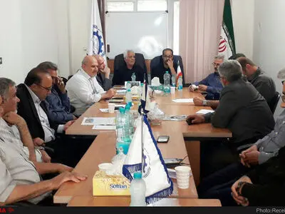 دولت بدهی خود و بهره آن را به تامین اجتماعی بپردازد/خواستار برگزاری جلسه شورای عالی کار و افزایش دستمزد هستیم