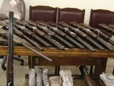 کشف ۲۱ قبضه سلاح شکاری غیرمجاز در اروندکنار