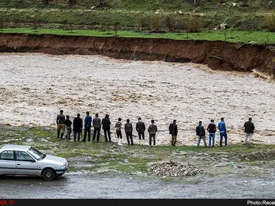 بیانیه فراکسیون نمایندگان ولایی درباره ضرورت توجه بیشتر دولت به نیازهای مردم سیل‌زده