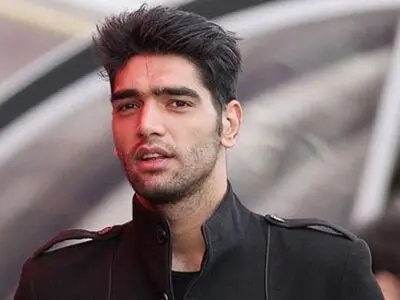 مدافع سابق پرسپولیس به شهرداری ماهشهر پیوست