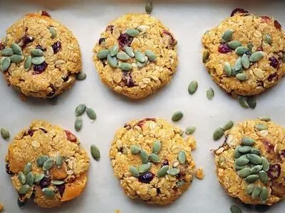 طرز تهیه بیسکویت رژیمی خانگی