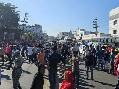 تعطیلی ۱۴ کارخانه پوشاک بنگلادش در دور جدید اعتصابات
