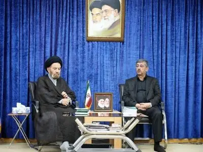 اجرای سند توسعه استان با محوریت سرمایه‌گذاری بخش خصوصی/تدوین سند توسعه استان و تعیین برنامه عملیاتی ۵ ساله