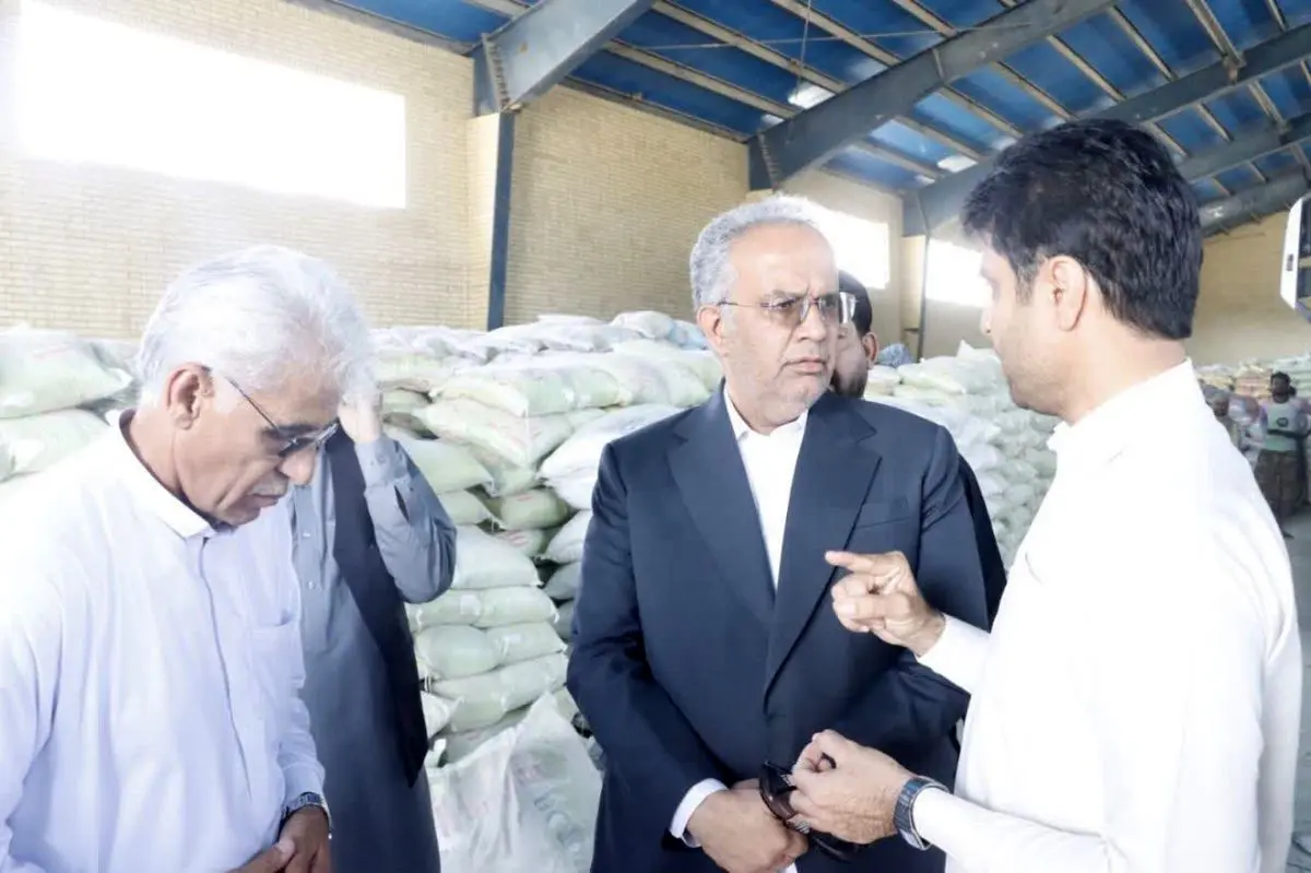 ورود اولین محموله روغن مورد نیاز کشور از طریق مرز پیشین سیستان و بلوچستان