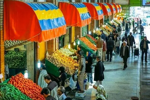 راه اندازی اولین بازارچه میوه و تره‌بار در راستای ایجاد مراکز عرضه محلی در خرم آباد