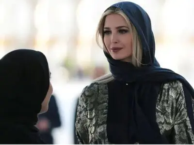 حمله ترامپ به فرماندار نیویورک؛ عکس ایوانکا با حجاب علیه پدرش خبرساز شد