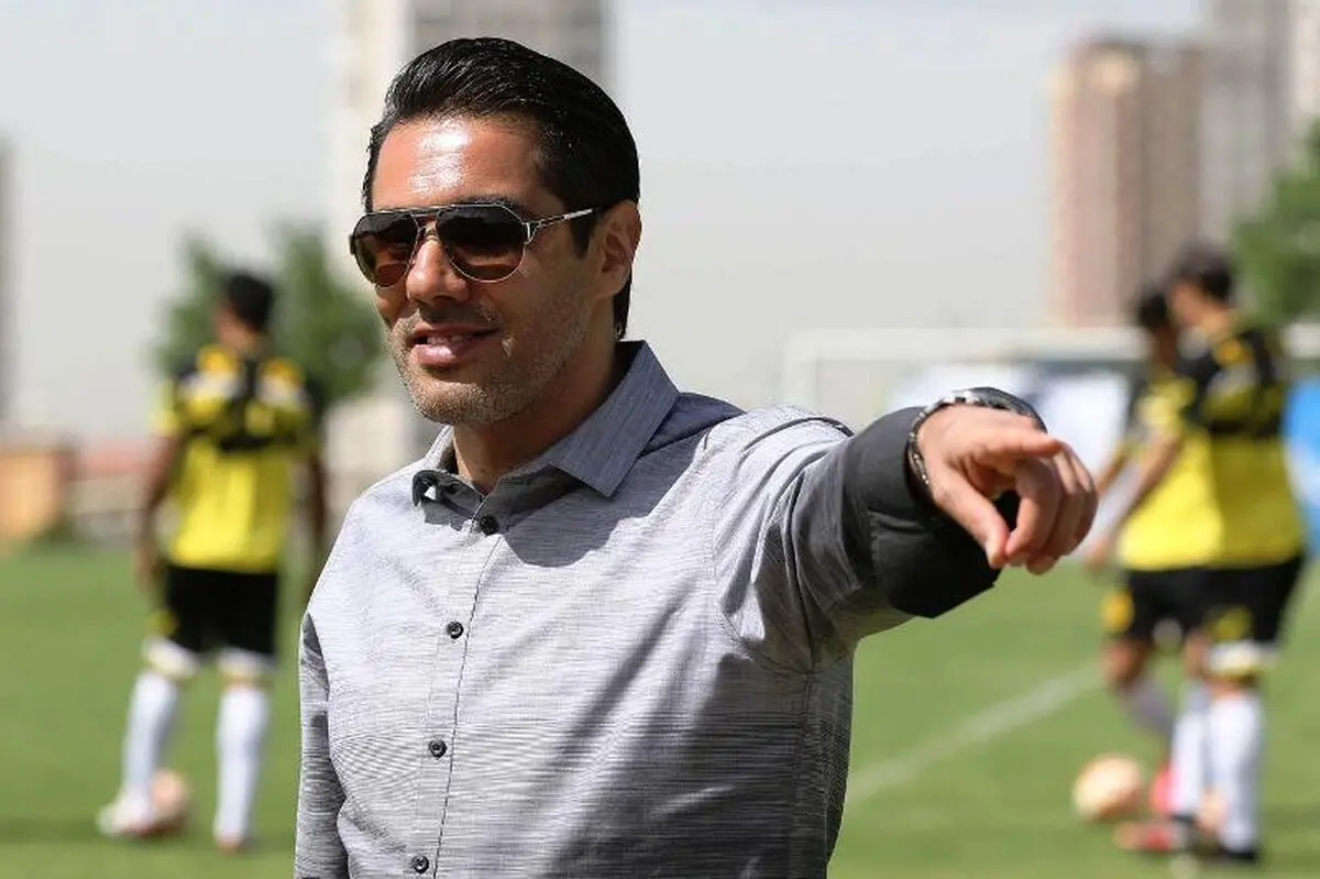 پیروانی: مطمئنم اینفانتینو هم پرسپولیسی است/ در بازی آخر فصل جام ما را بدهید