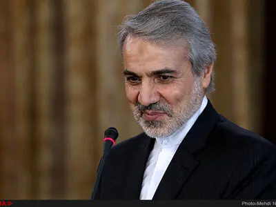 وابستگی دانشگاه‌ها به بودجه دولت باید به حداقل برسد