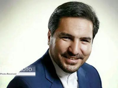 اینکه جامعه بداند چه رأیی داده‌ام، کاری پوپولیستی است/ مخالفم رأی‌ام کف جامعه بیاید