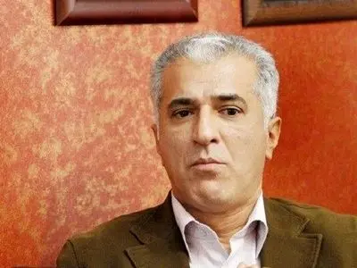 چرا برخی فیلم‌ها با وجود نمایش مصرف مواد مجوز می‌گیرند؟