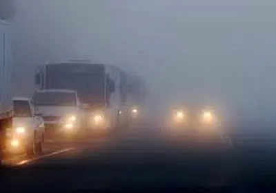 مه در جاده‌های خراسان رضوی دید رانندگان را محدود کرد