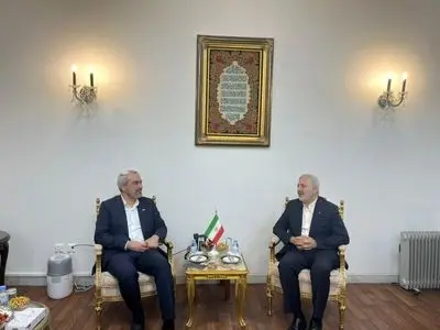 وزیر امور اقتصادی و دارایی وارد عربستان شد