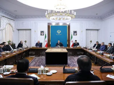 تحقق دولت الکترونیک به گونه‌ای باشد که در صورت بروز حملات سایبری، کل سیستم کشور دچار اختلال نشود 