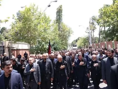 حضور پزشکیان و مخبر در اجتماع عزاداران نهاد ریاست جمهوری