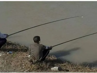 صید ماهی از رودخانه و سد‌های اندیمشک ممنوع شد