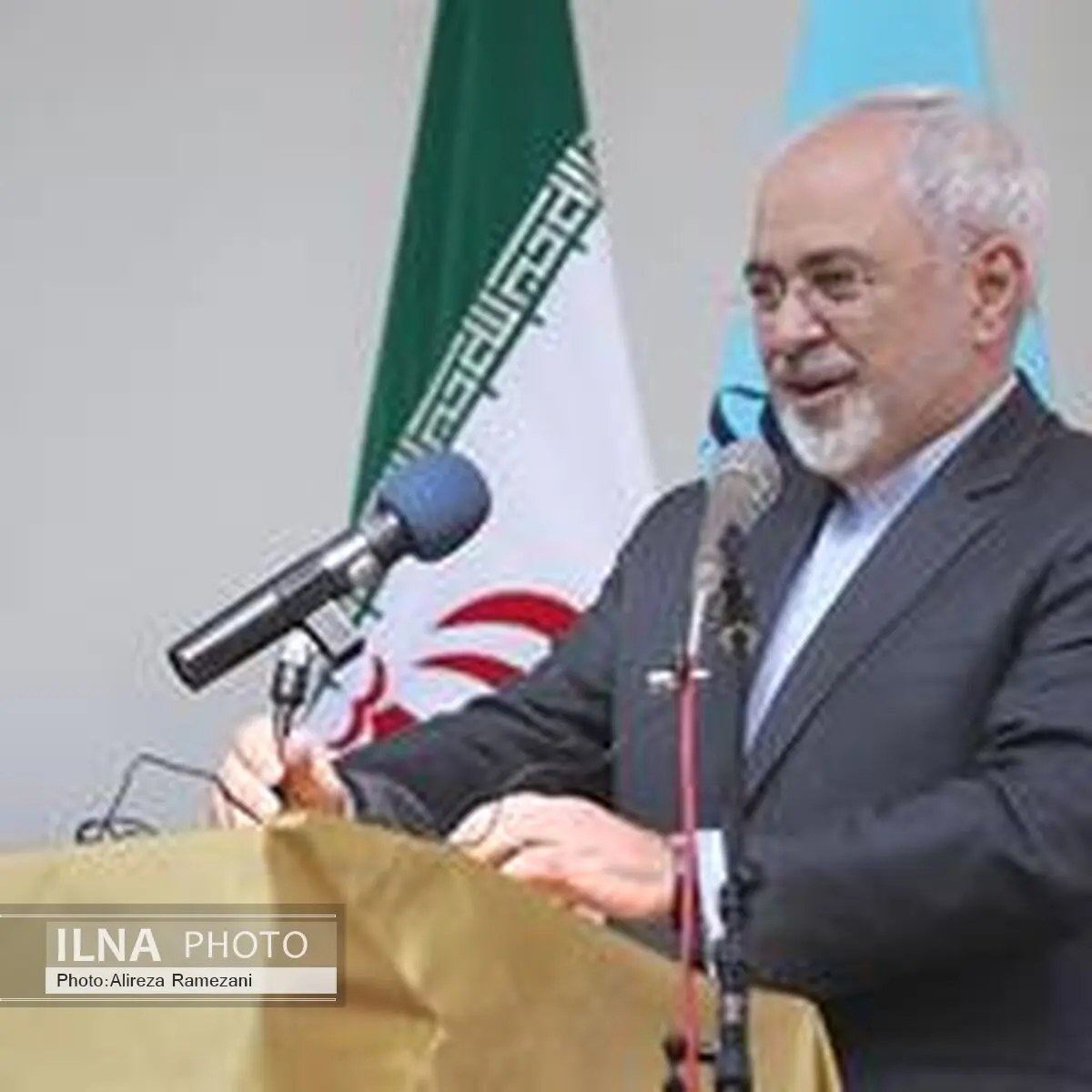 بزرگی و انسان‌دوستی ایرانیان در آثار فرشچیان دیده می‌شود