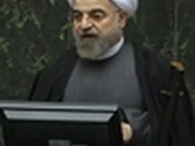 آغاز سخنرانی رئیس‌جمهور در دفاع از وزیر پیشنهادی علوم