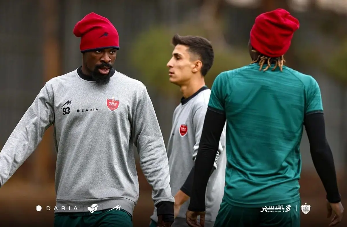 اوریه بعد از دعوای جنجالی از ترکیب پرسپولیس بیرون رفت