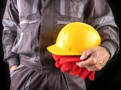 مجدانه پیگیر هم‌ترازی دستمزد نیروهای شرکتی در مقابل نیروهای رسمی هستیم