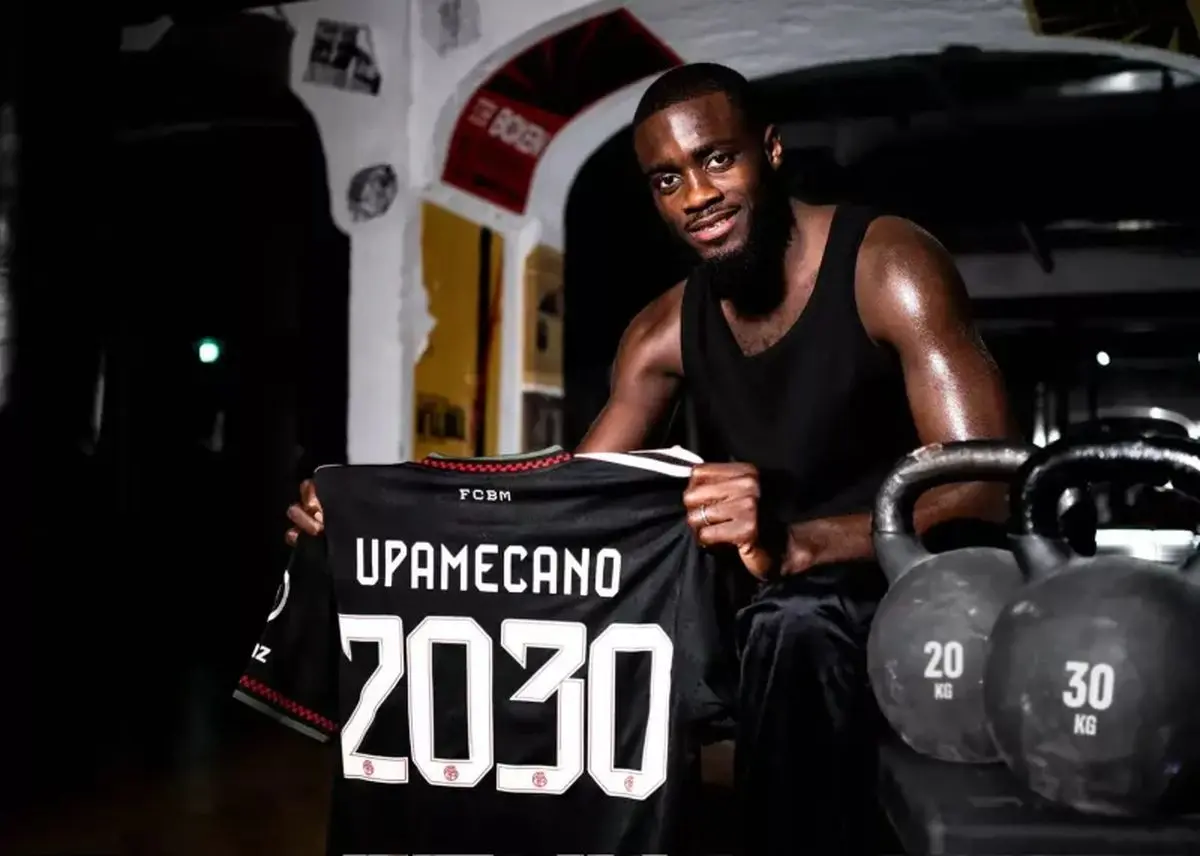 تمدید قرارداد دایو اوپامکانو با بایرن مونیخ