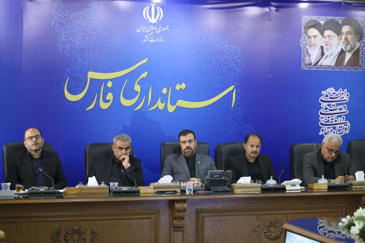 مدرسه سازی از برندهای اصلی دولت است/ جایگاه اول فارس در نهضت عدالت آموزشی باید تداوم یابد
