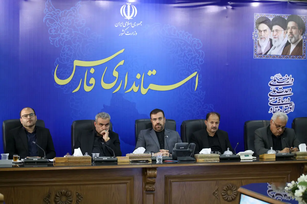 مدرسه سازی از برندهای اصلی دولت است/ جایگاه اول فارس در نهضت عدالت آموزشی باید تداوم یابد
