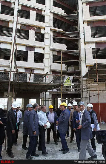 بازدید وزیر کار و دبیرکل خانه کارگر از کارگاه‌های ساختمانی استان تهران(گرمدره)